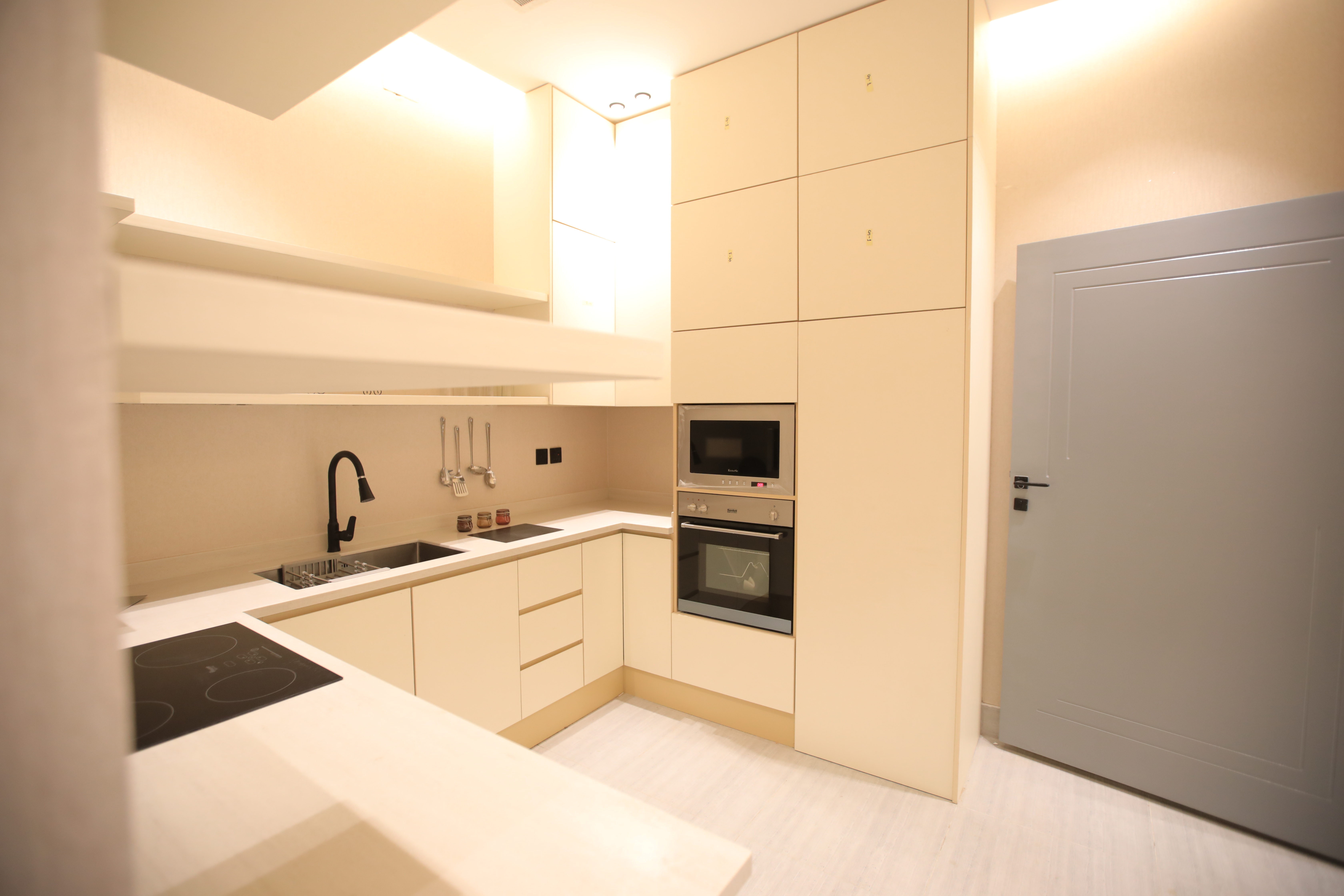 نموذج عرض - Image 13